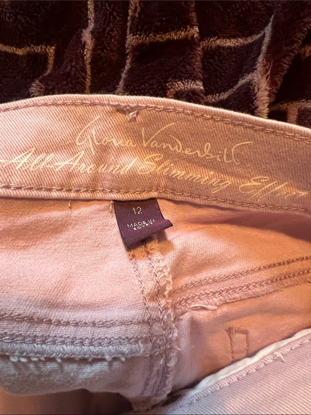 Gloria Vanderbilt Skinny Shorts in Dusty Rose Pink